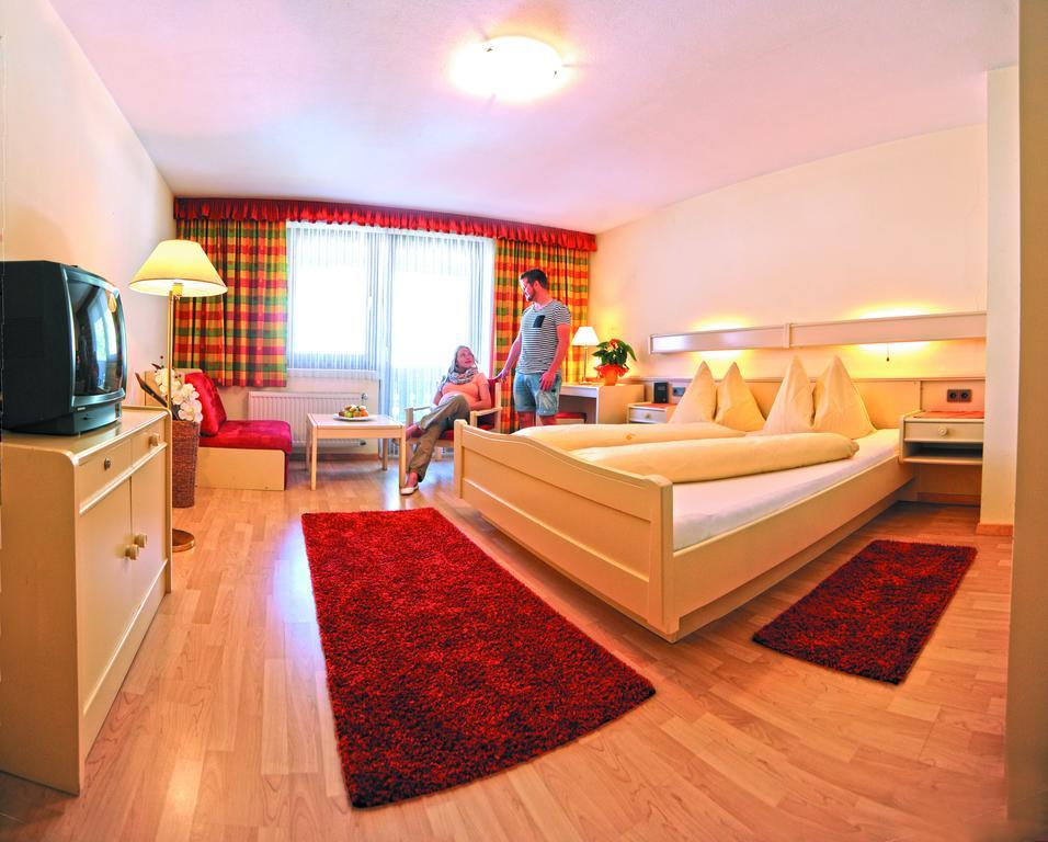 Hotel Loffele Weissbriach Habitación foto